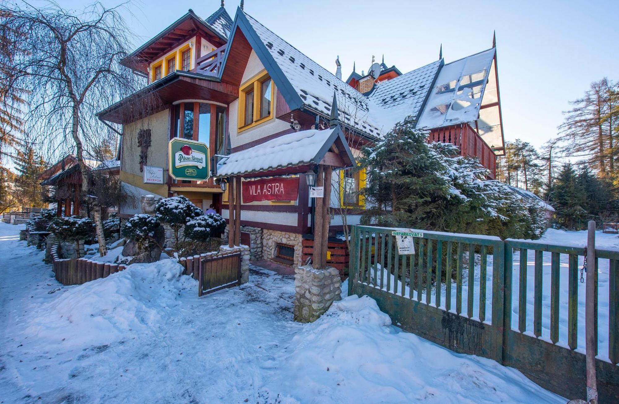 Wellness Vila Astra Стара-Лесна Экстерьер фото