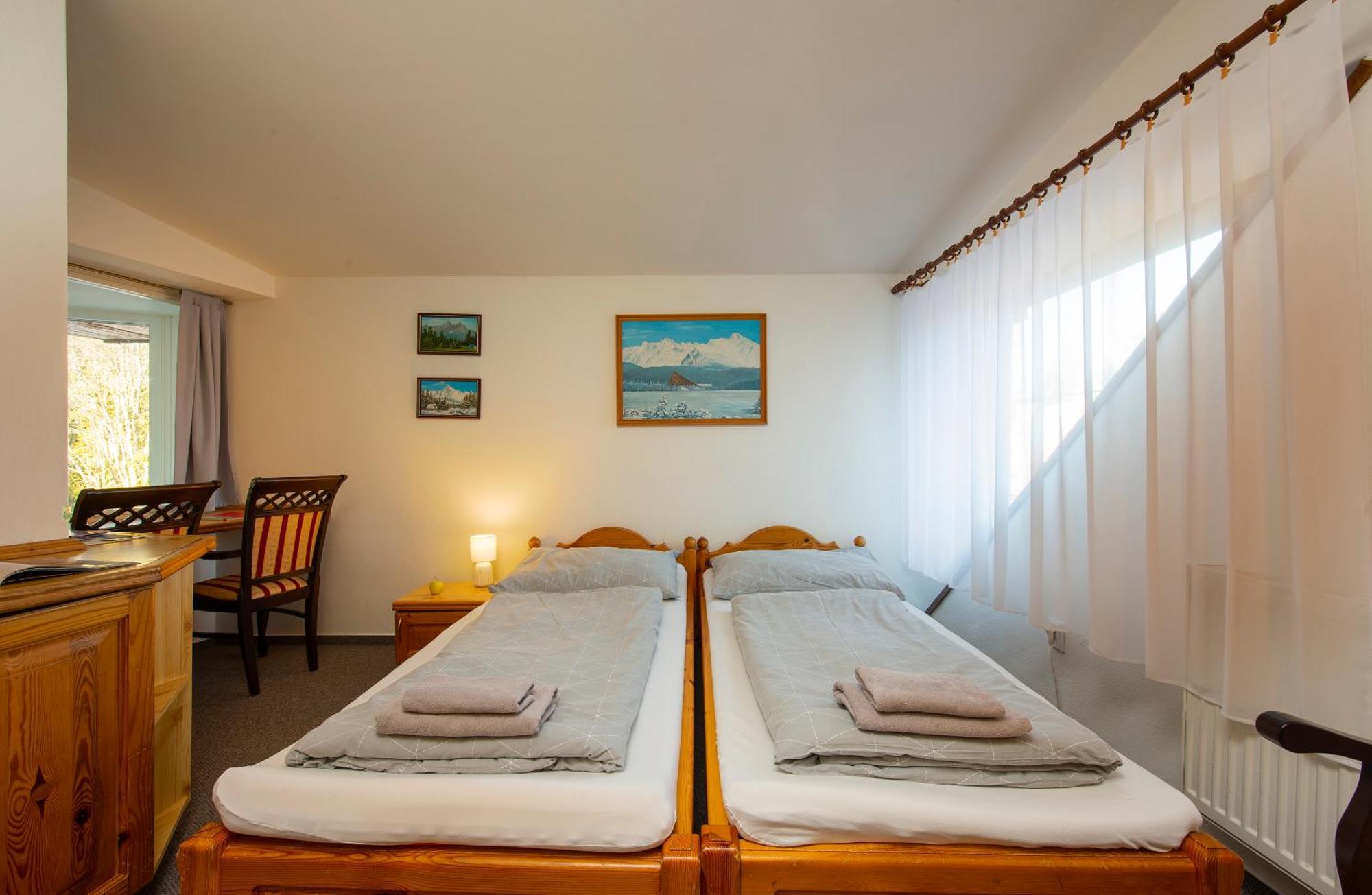 Wellness Vila Astra Стара-Лесна Экстерьер фото