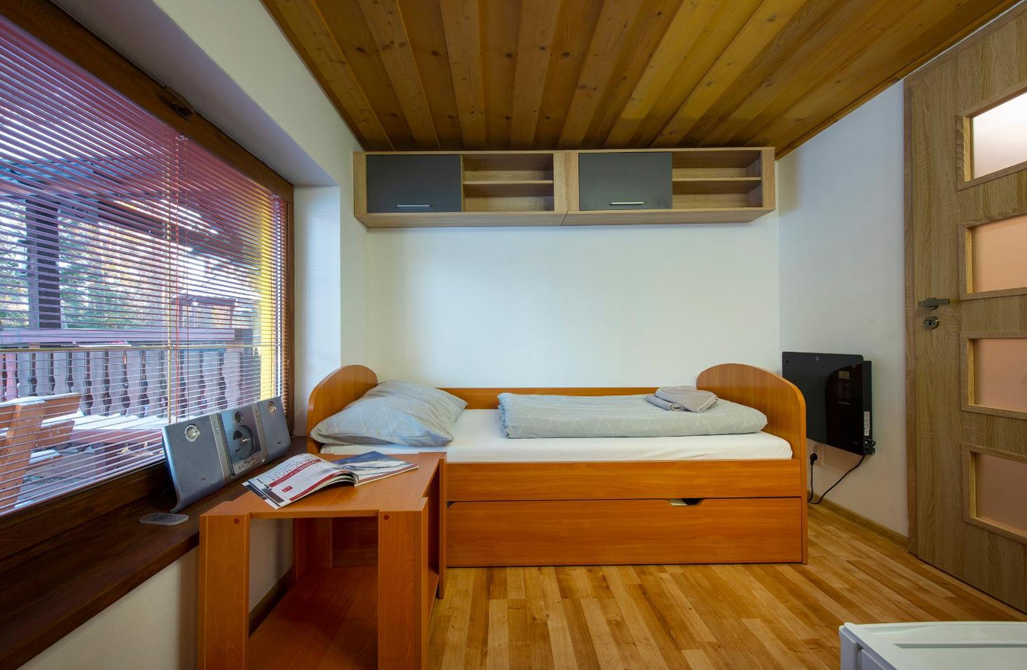 Wellness Vila Astra Стара-Лесна Экстерьер фото