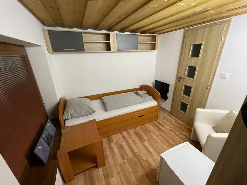 Wellness Vila Astra Стара-Лесна Экстерьер фото